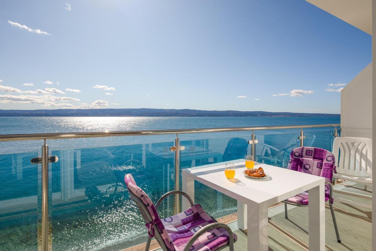 Appartement Absolute Beach Holidays à Dugi Rat Extérieur photo