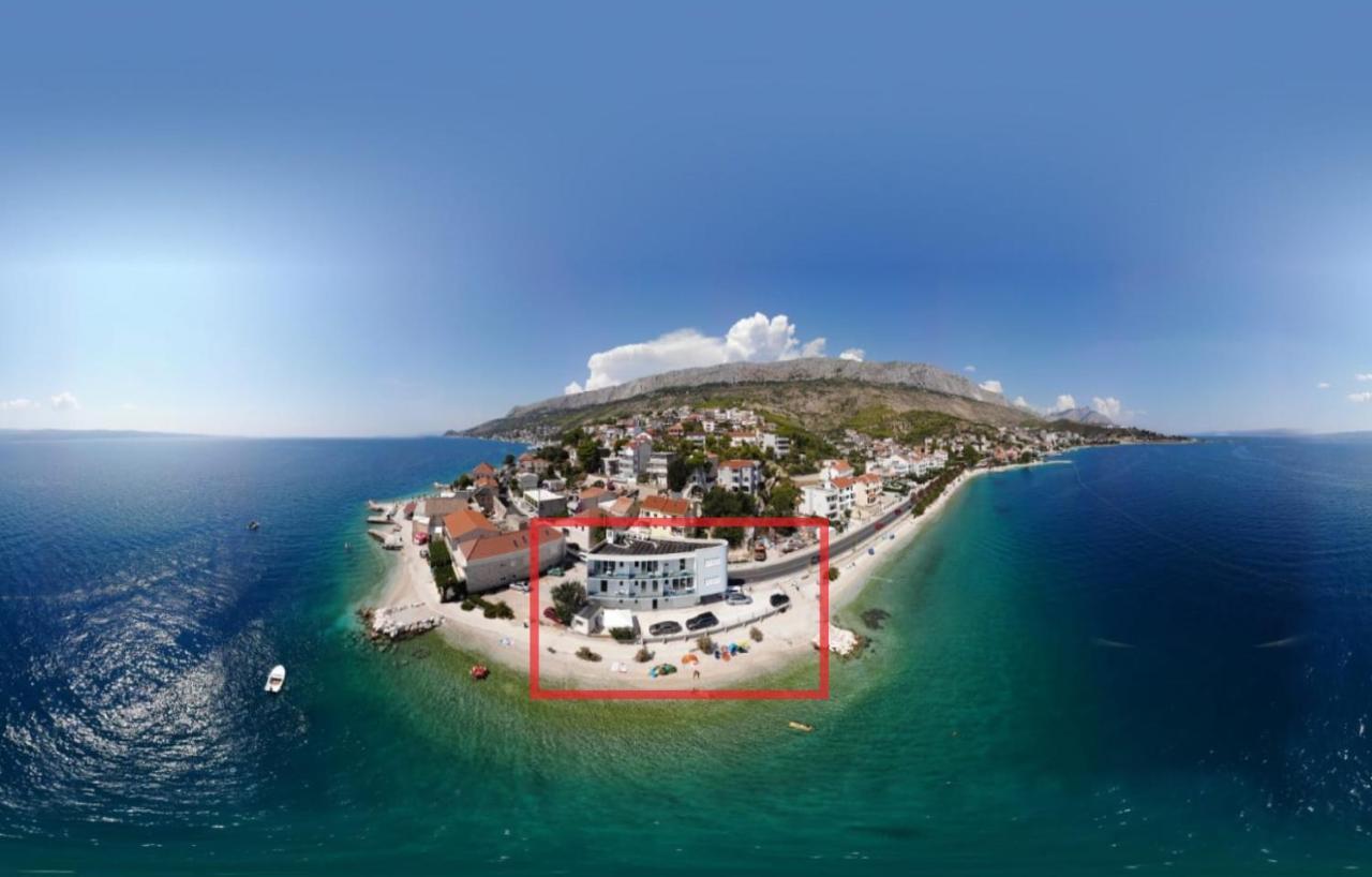 Appartement Absolute Beach Holidays à Dugi Rat Extérieur photo